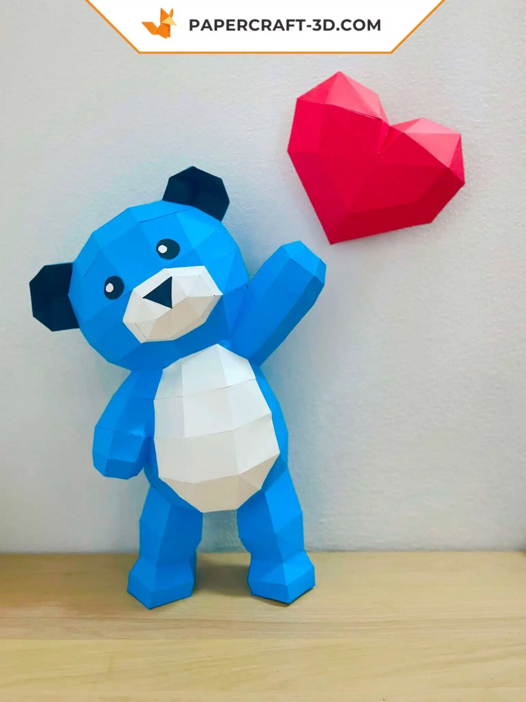 Papercraft d'ours en peluche avec cœur en 3D