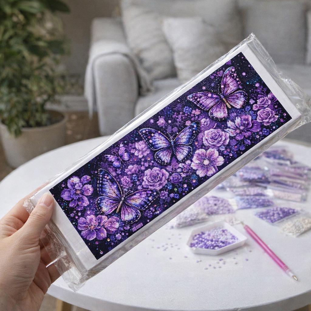 Fleurs papillons violet