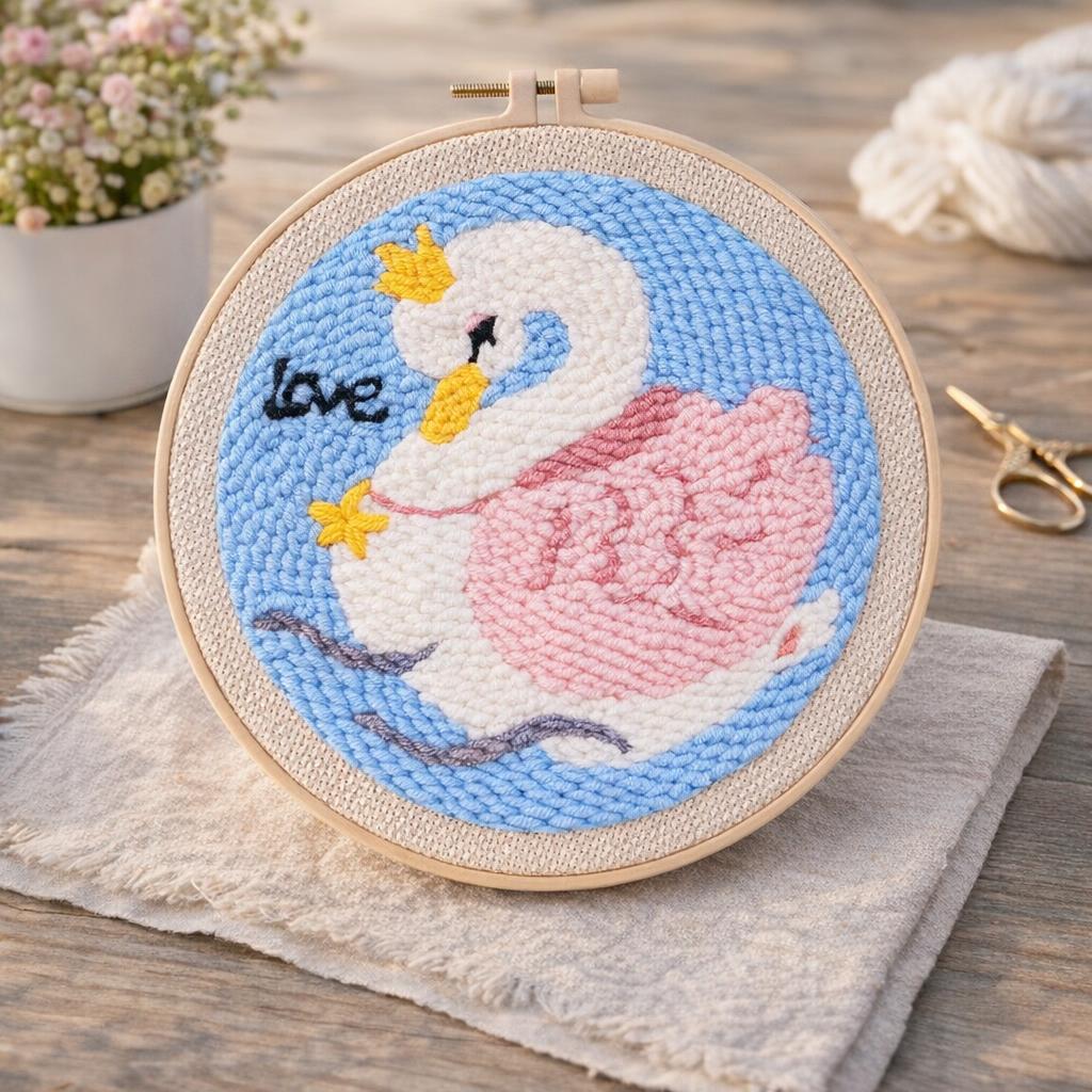Punch Needle Cygne Love