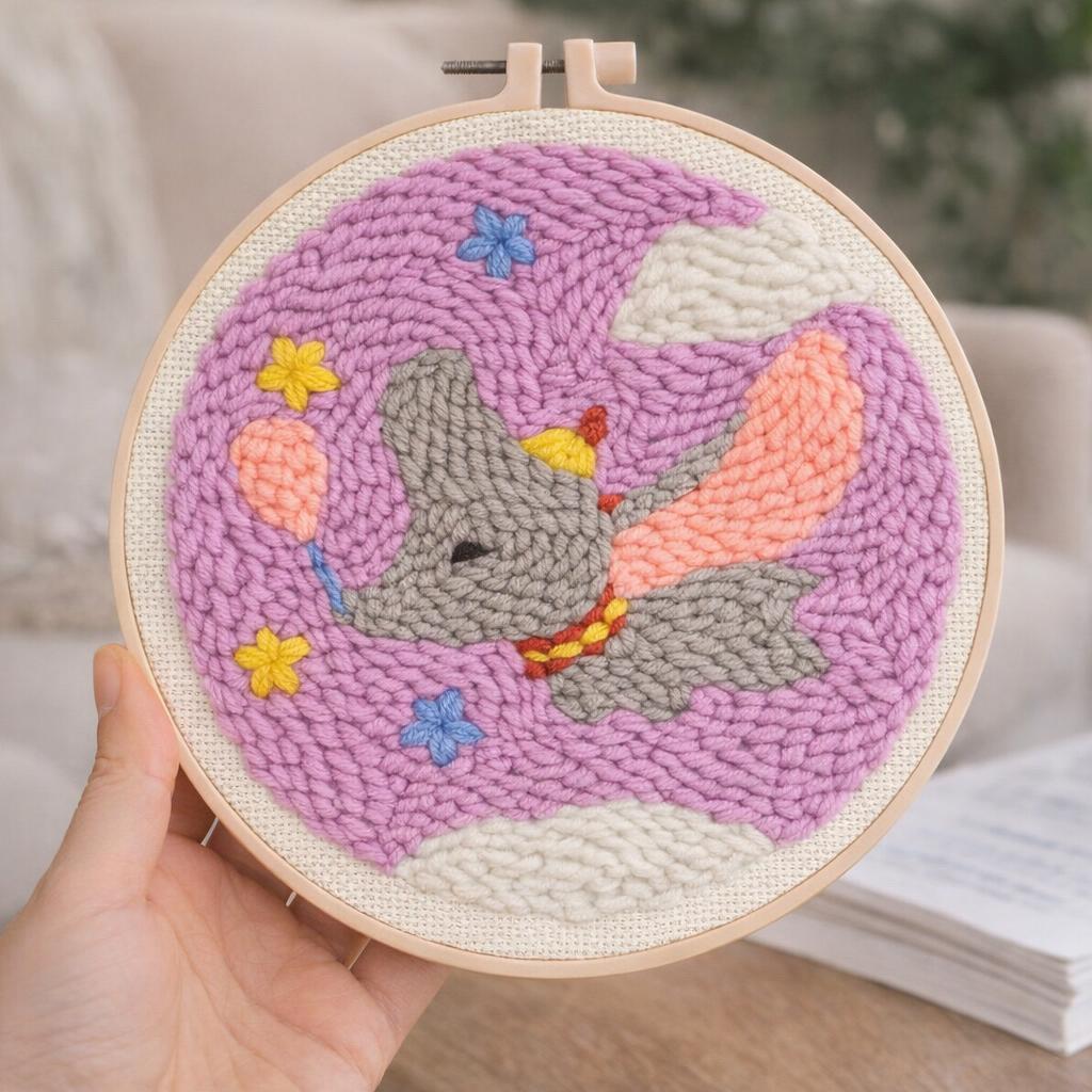 Éléphant volant punch needle