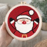 Punch Needle Le Père Noël