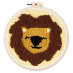 Punch Needle Lion mignon