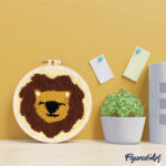 Punch Needle Lion mignon