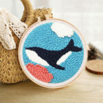 Punch Needle Orque dans la Mer