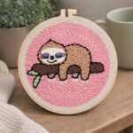 Punch Needle Paresseux sur une Branche